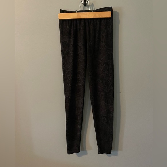 Pants - Black & Gray Aztec Design Leggings